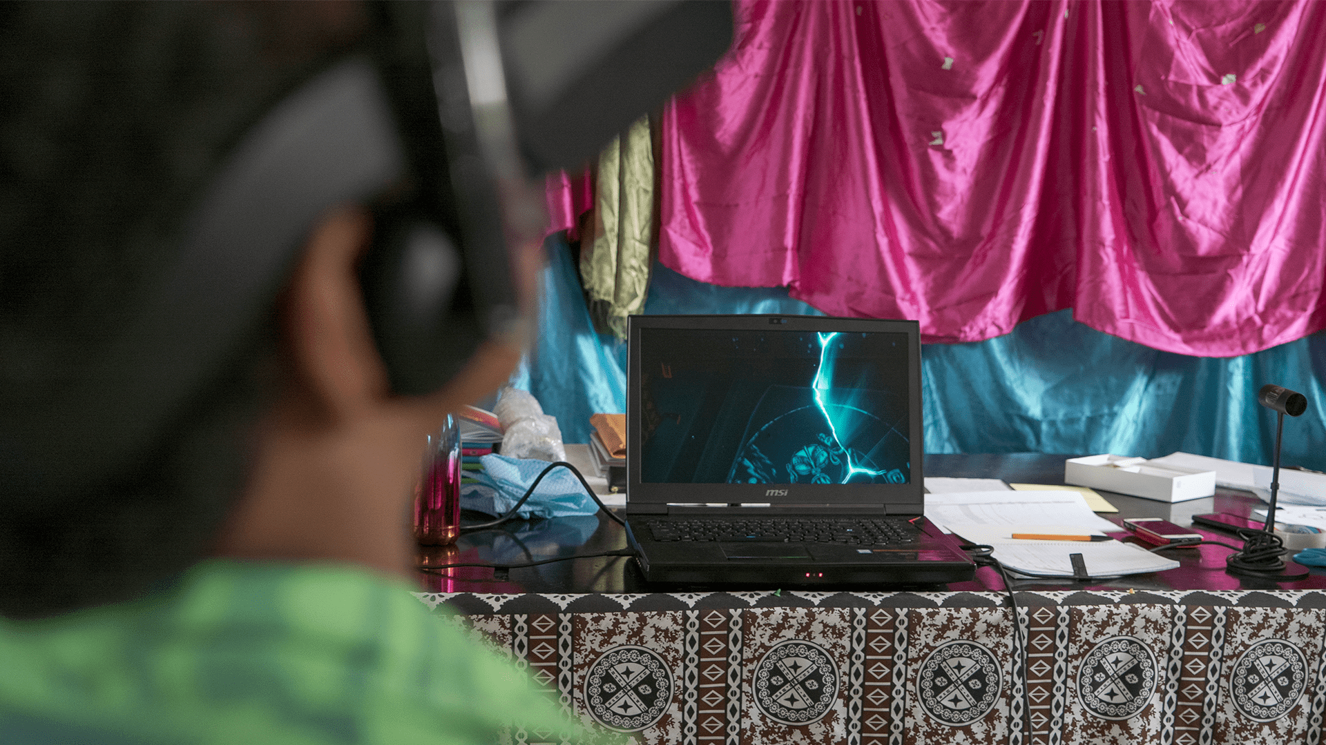 Child interacts with the S1T2 Beyond the Stars virtual reality experience