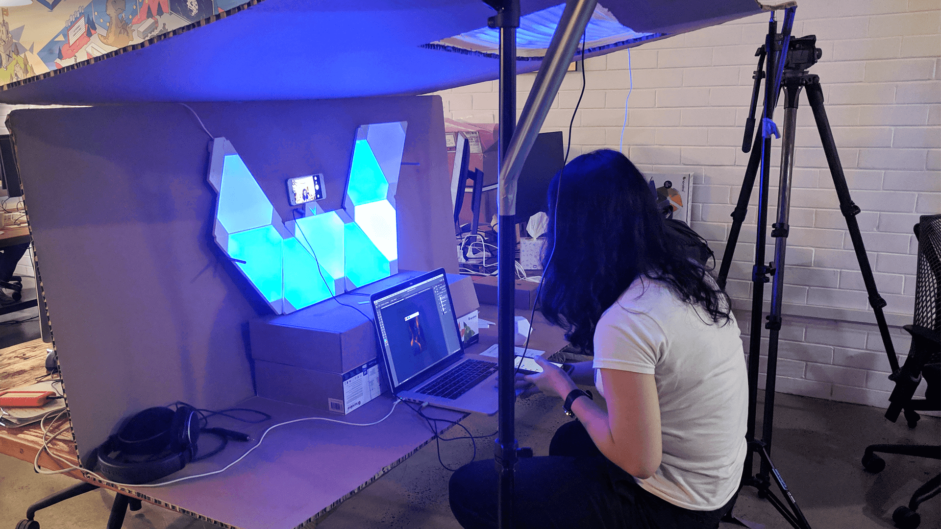 S1T2 tests lighting animations for the Kia Caraoke experience